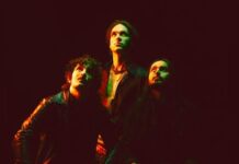 Dirty Sound Magnet, Kammgarn