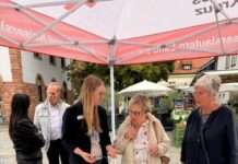 Infostand und Demenz-Parcours in Landstuhl