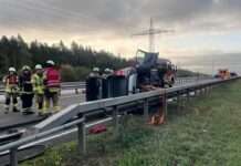 Verkehrsunfall auf der B270: Feuerwehr befreit eingeschlossenen Fahrer