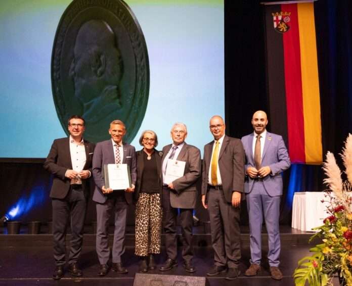 KVW_Freiherr_vom_Stein_Plakette271026rv009
